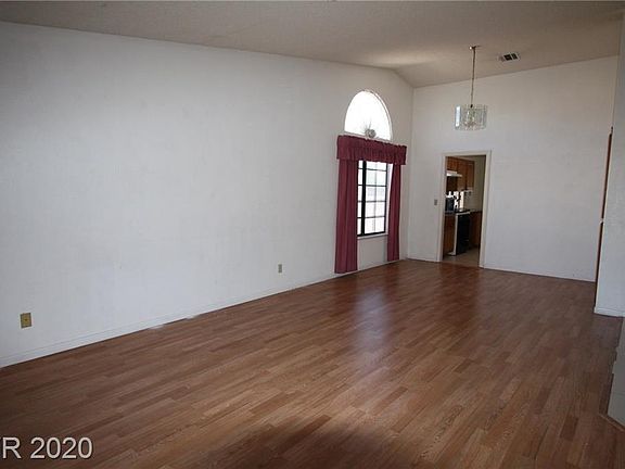 5th image of 3120 Autumn Leaf Ct