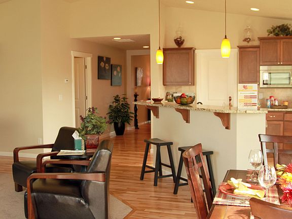 4th image of 20025 E Glenbrook Ave