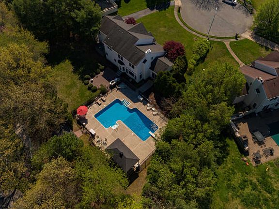5th image of 1206 Steeplechase Ct