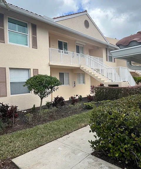 432 Valerie Way #202 — Photo 25