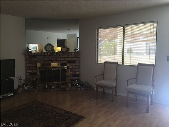 5th image of 1116 NW Observation Dr #101