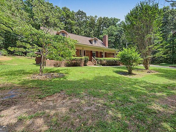 3rd image of 403 S Sequoyah Cir NE