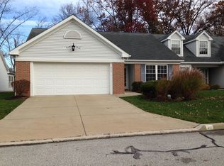 417 W Reserve Dr, Cuyahoga Falls, OH 44223
