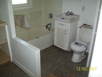 2nd image of 1544 Whiting St SW