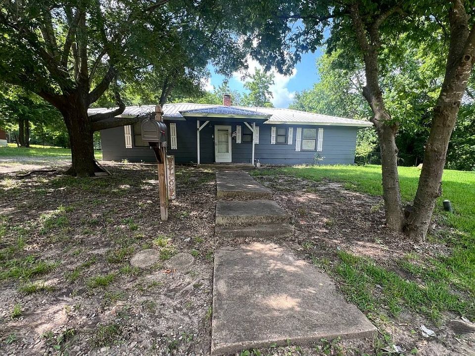1st image of 720 E Marshall Ave