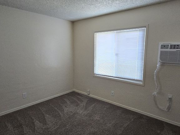 2nd image of 2638 27th St APT 4