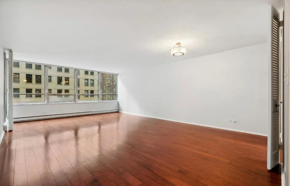 1 bed, 1000 sqft, $2,900 — Photo 2