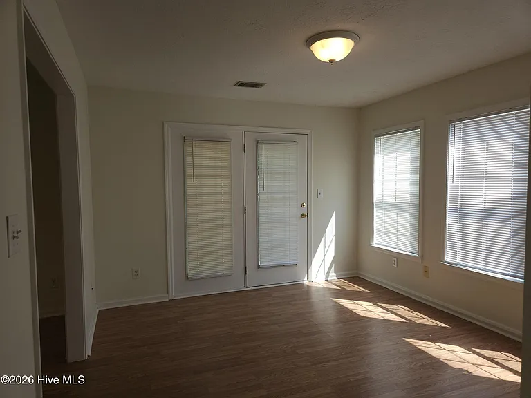 123 Portofino Ln SW — Photo 8