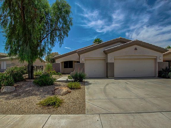 2nd image of 14639 W Catalina Dr