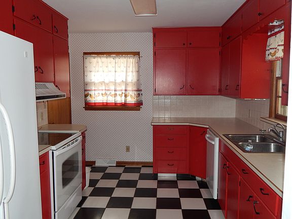 5th image of 816 College Ave