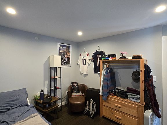 4th image of 481 Saint Paul St #12
