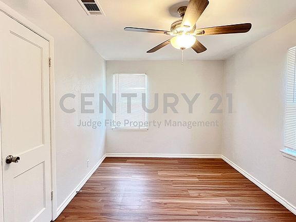 5th image of 2310 Healey Dr