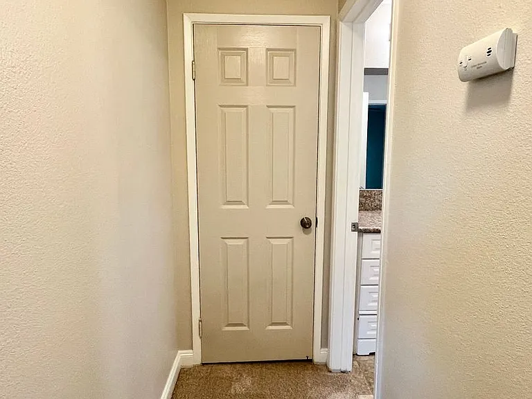Courtyard Apartments — Photo 36