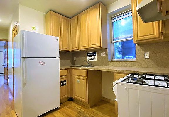 5th image of 180 Mulberry St APT 3B