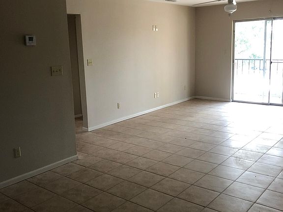 4th image of 213 E Upas Ave APT 4