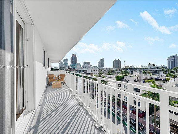 3rd image of 345 Ocean Dr APT 703