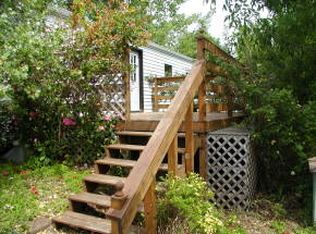 886 Lilly Ln, Little Suamico, WI 54141