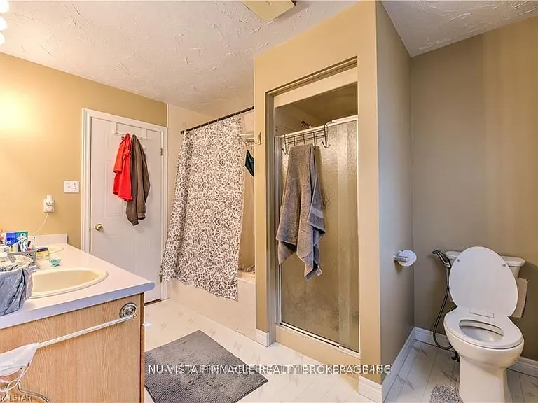 1263 Aldersbrook Rd — Photo 28