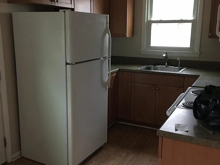 1910 Laurinda Dr — Photo 19