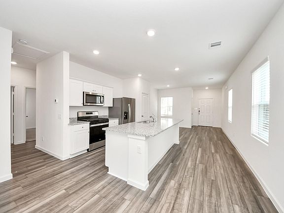 3rd image of 1907 Chiant Grove Ln