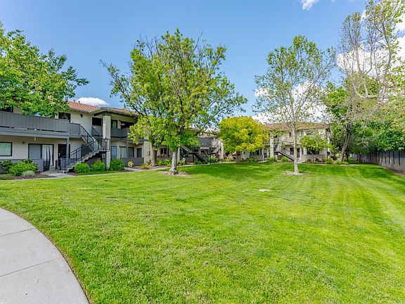 5th image of 273 Kenbrook Cir