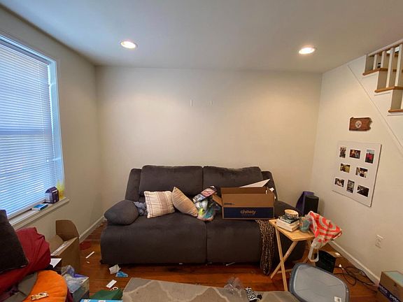 5th image of 2616 E Clementine St