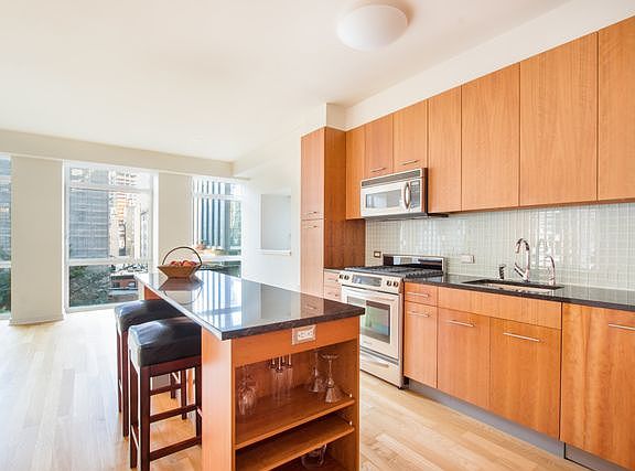 2nd image of 11 E 29th St APT 7A
