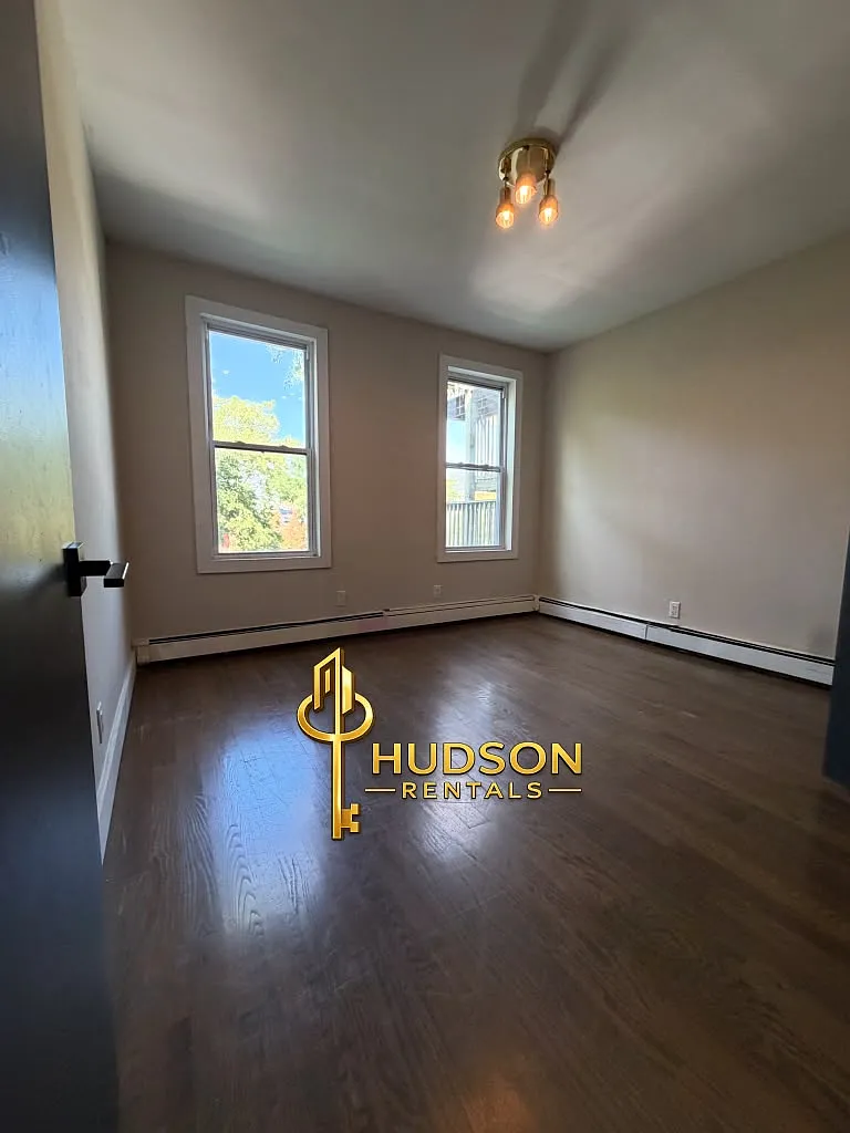159 Prospect Ave — Photo 3