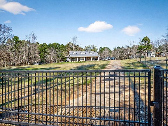 3rd image of 5275 Fm 2011