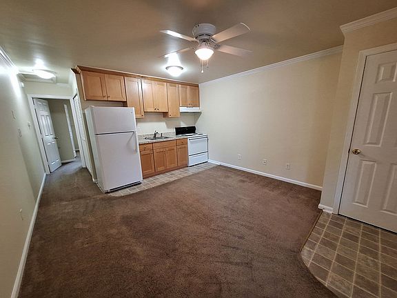 4th image of 752 McGuire Pl APT 12