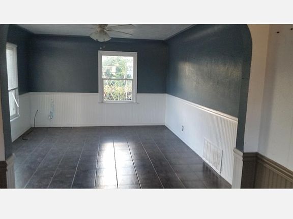 3rd image of 1709 E 5th St