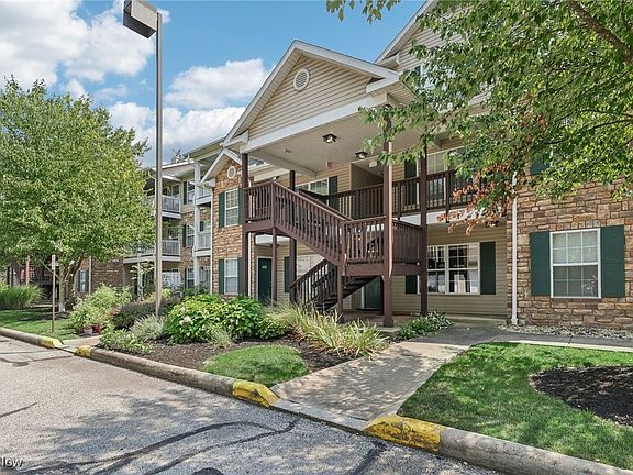 2nd image of 14948 Lenox Dr #548