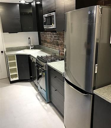 3rd image of 337 Whiton St #1