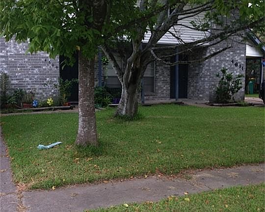 2nd image of 4609-4611 Orange Cir N