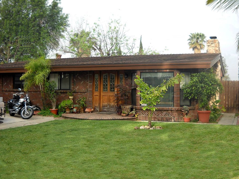 1st image of 1003 N Lyman Ave