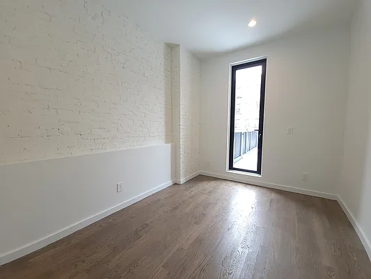 Rented by Highline Residential | media 26