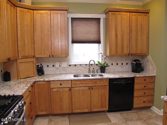5th image of 130 River Oaks Dr