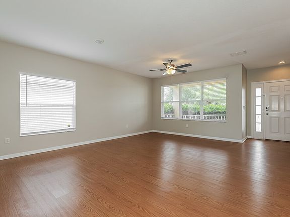 4th image of 17236 Poppy Fields Ln