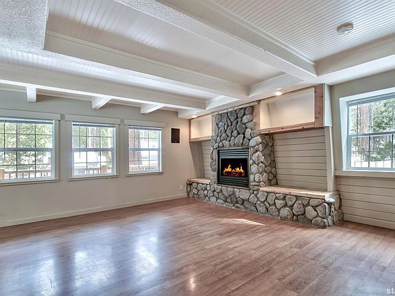 3rd image of 1096 Long Valley Ave
