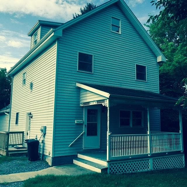 1st image of 1108 Pine St