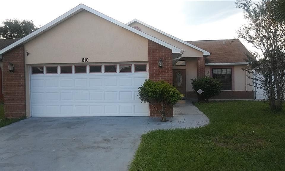 1st image of 810 Woodfield Ct