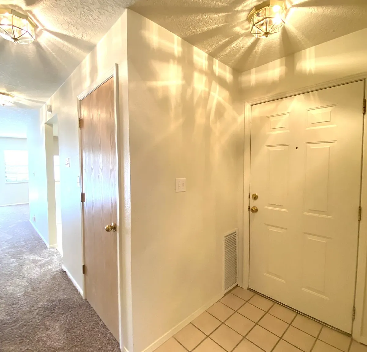 2 bed, 2.0 bath, 1146 sqft, $1,350 — Photo 4