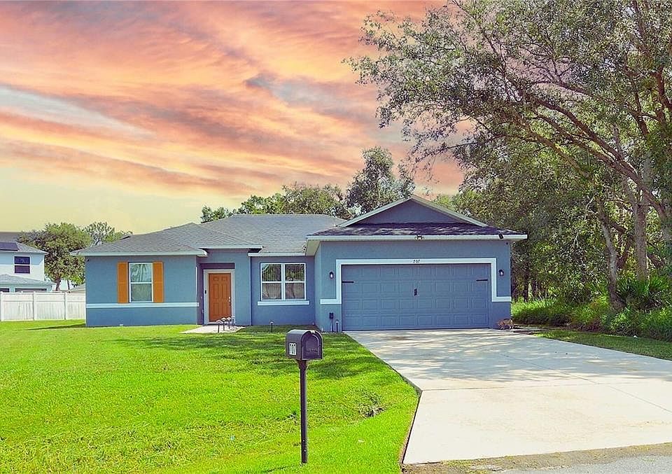 1st image of 707 WREN LANE