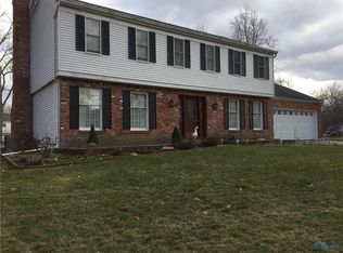 5540 Radcliffe Rd, Sylvania, OH 43560