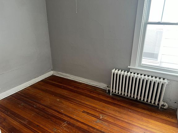 5th image of 531 Washington Ave