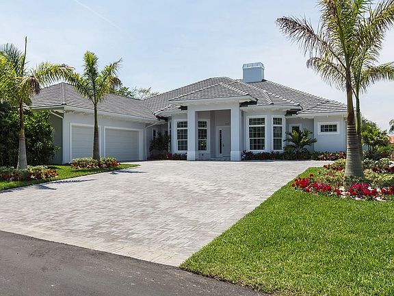 2nd image of 1435 Shorelands Dr W