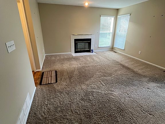 5th image of 5986 Hathaway Ave