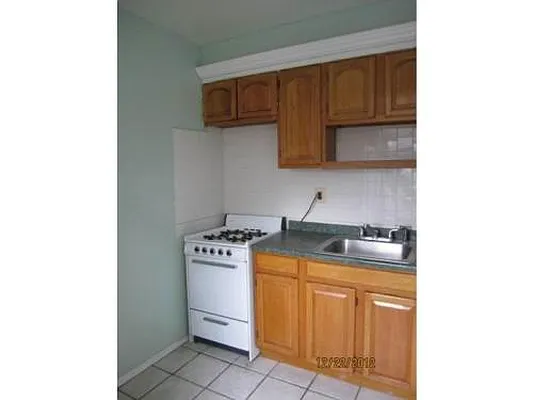 Rented by Soier Realty | media 25