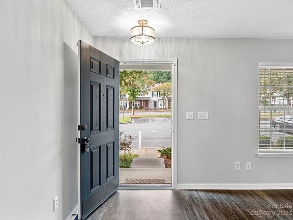 3rd image of 16845 Greenlawn Hills Ct