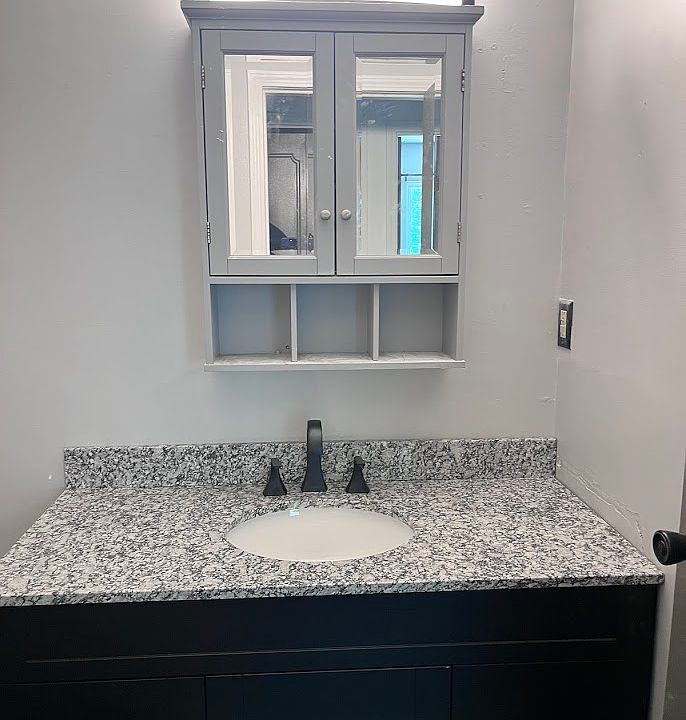 1st image of 912-914 La Tourrette Ct